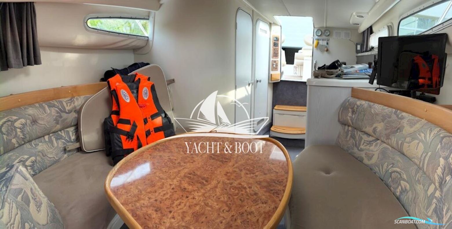 Sealine S 270