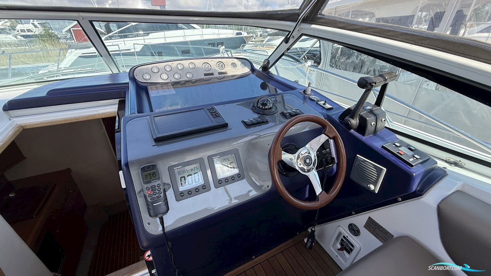 Sealine S34