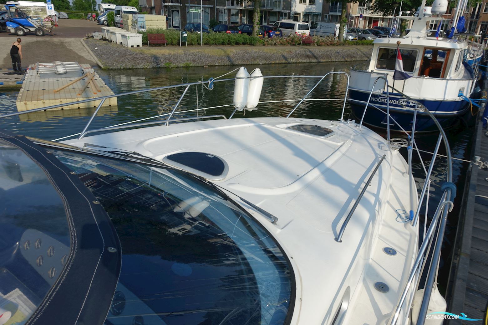 Sealine S34