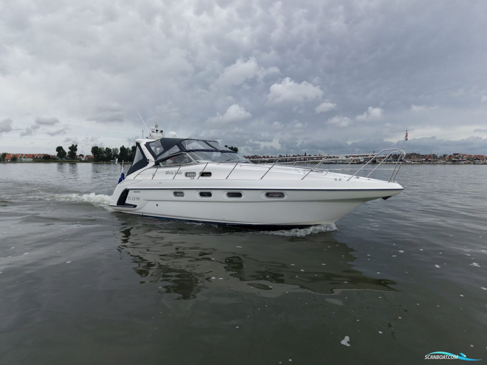 Sealine S37