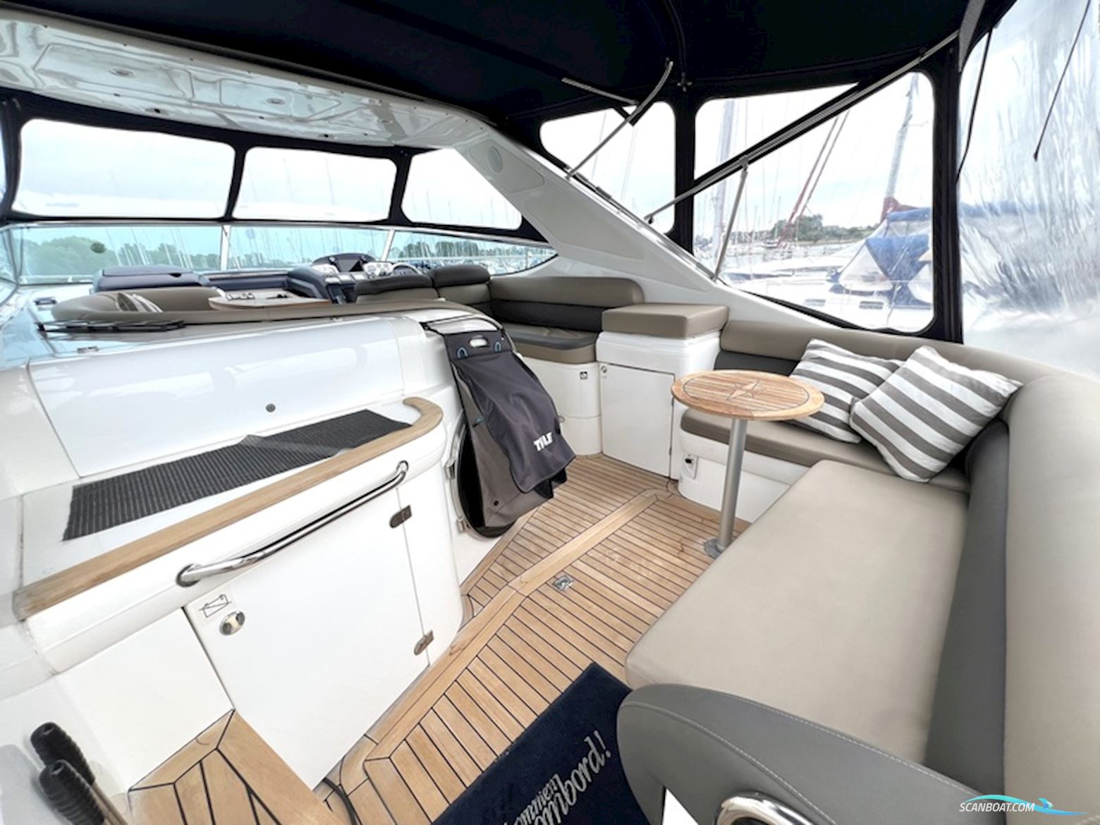 Sealine S42