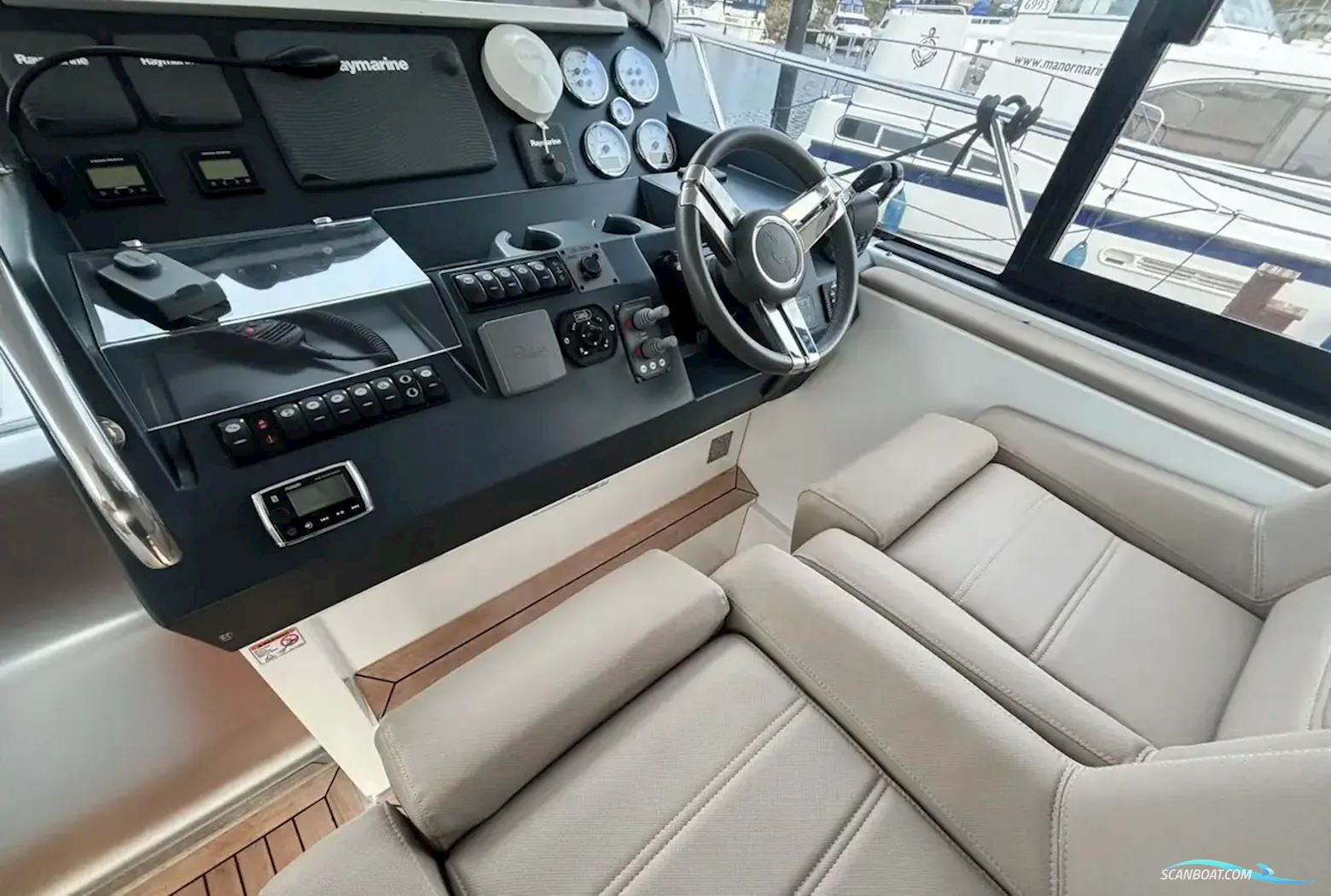 Sealine S450