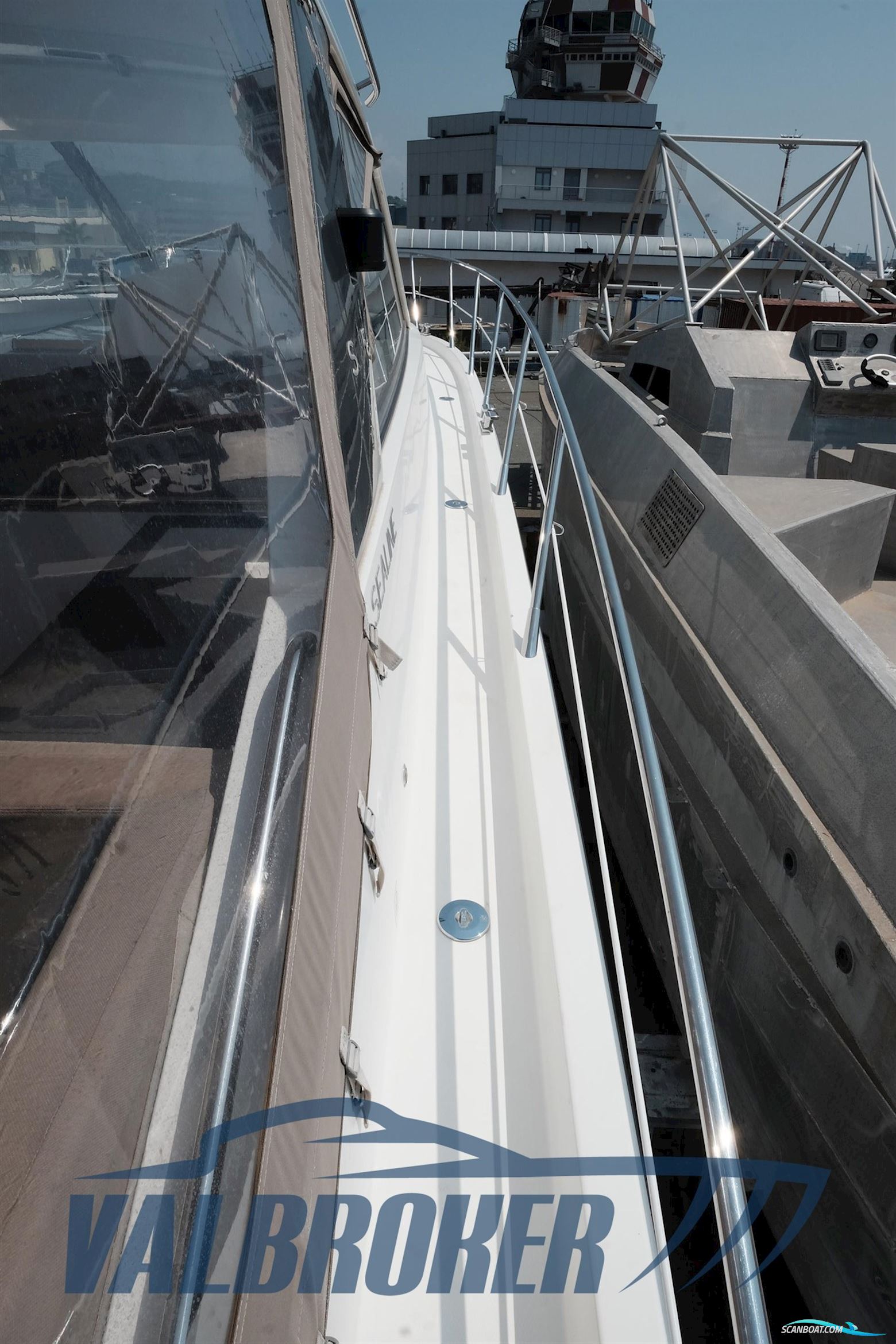 Sealine SC 35