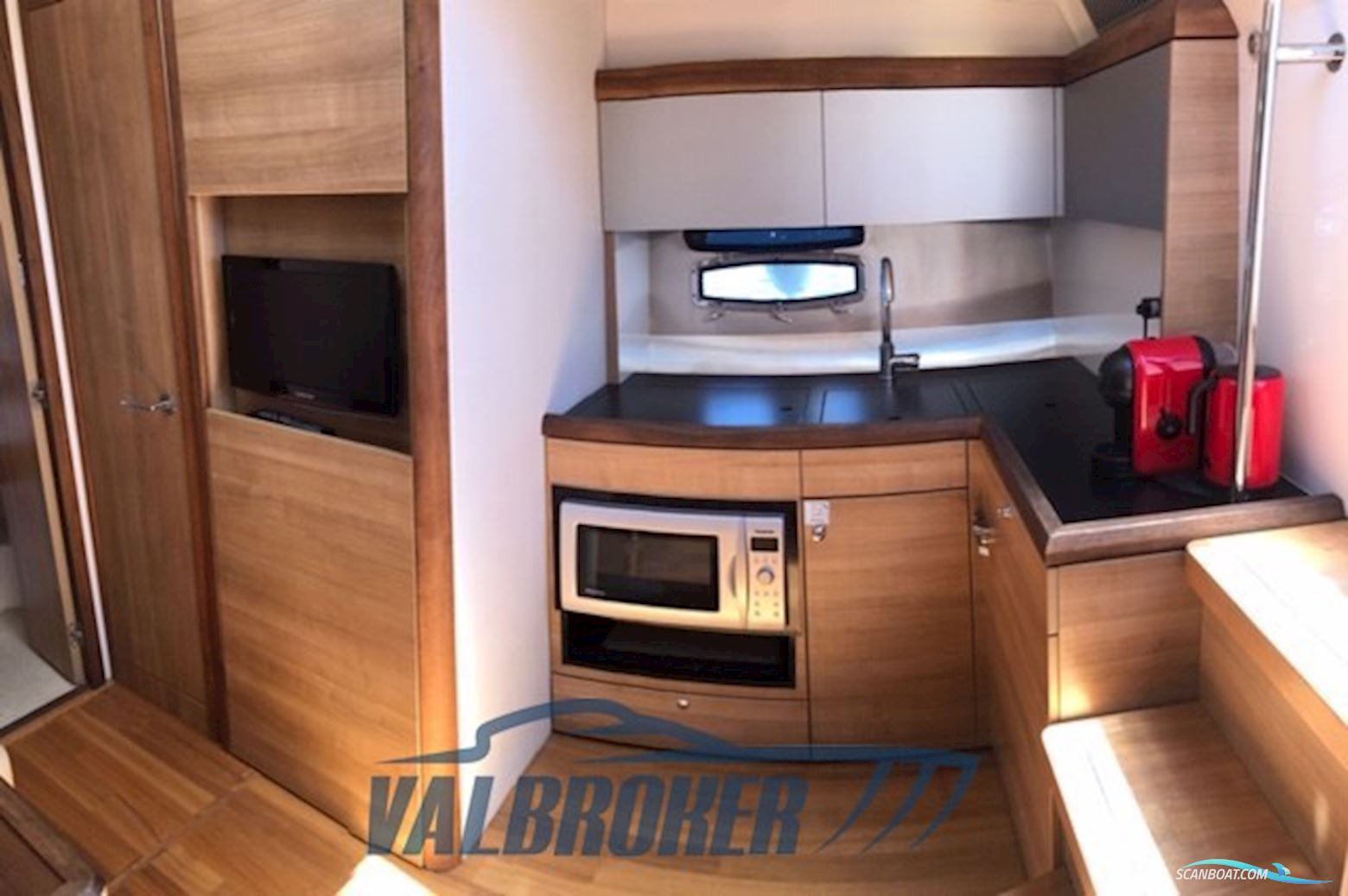 Sealine SC 35