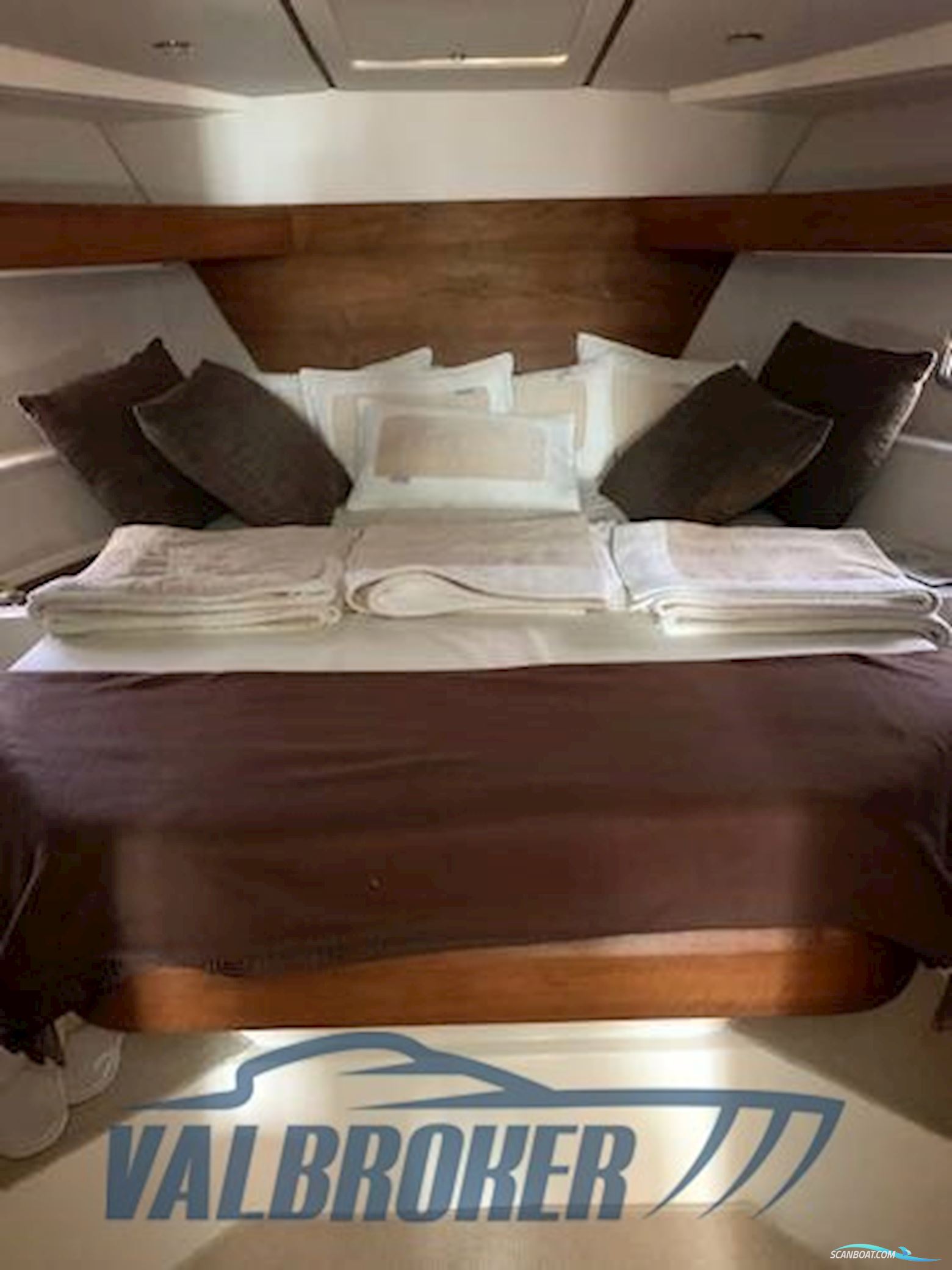 Sealine SC 35