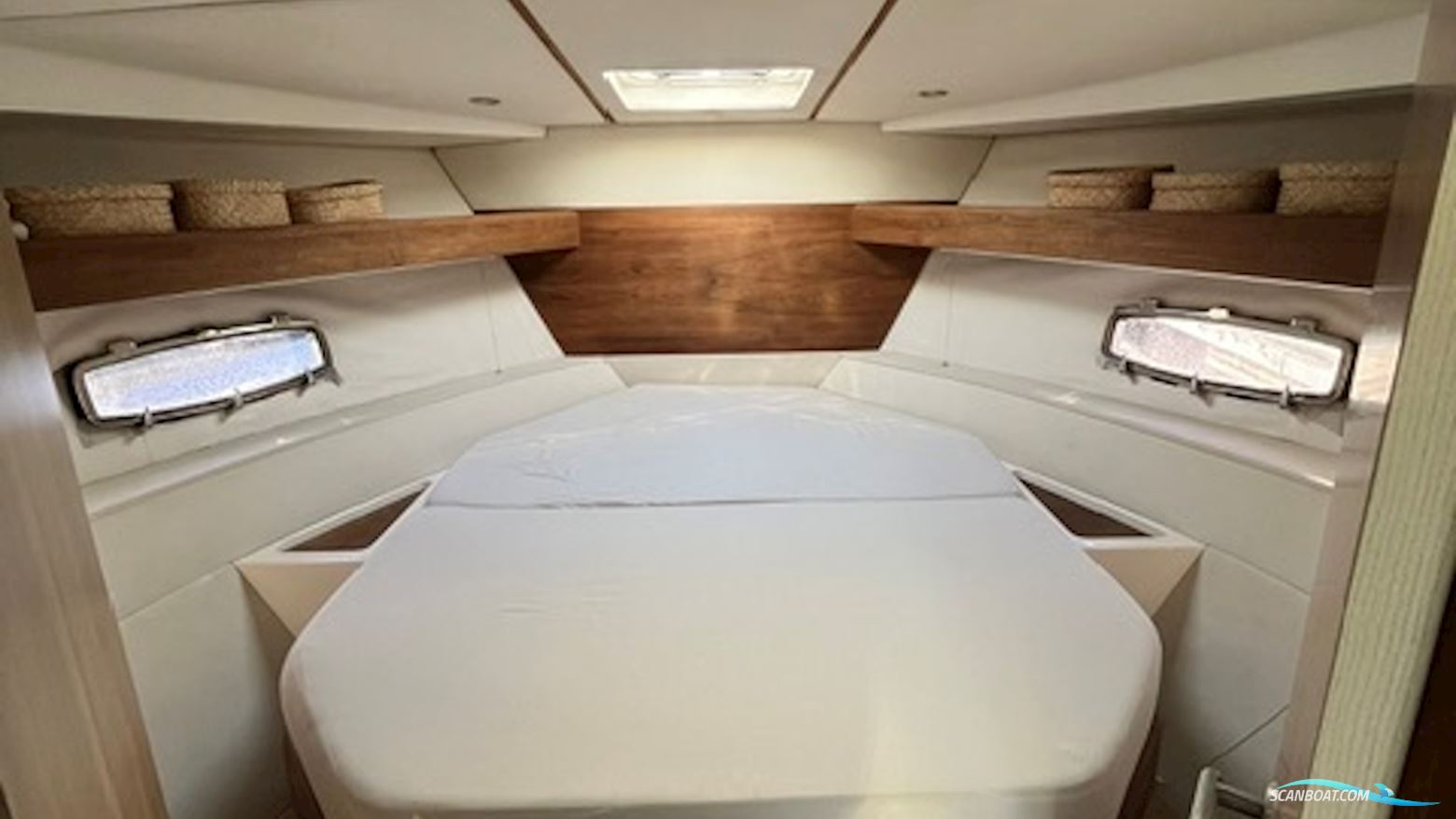 Sealine SC35