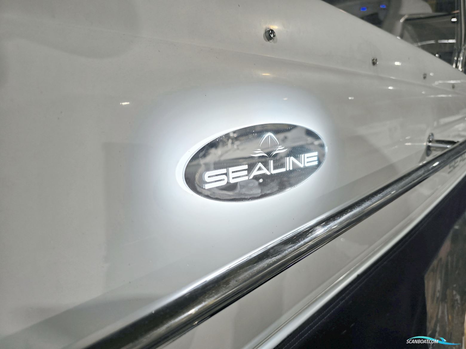 Sealine T47