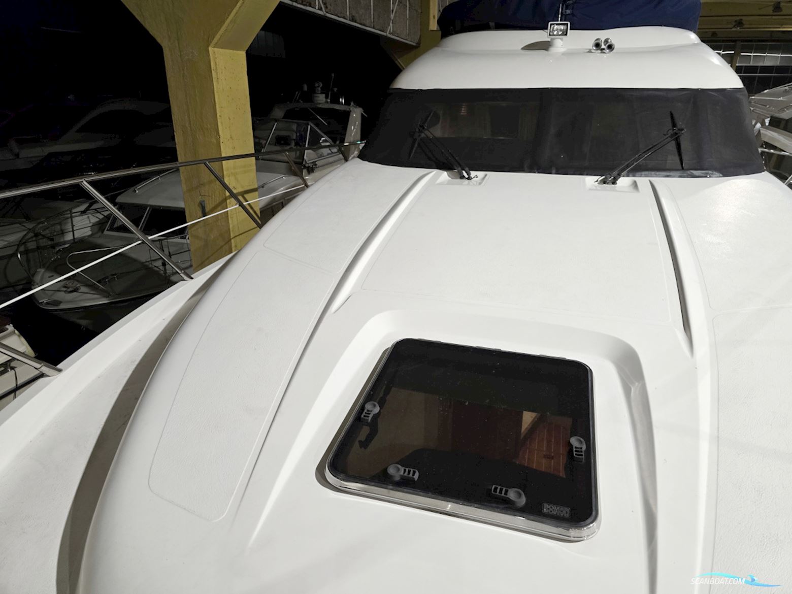 Sealine T47