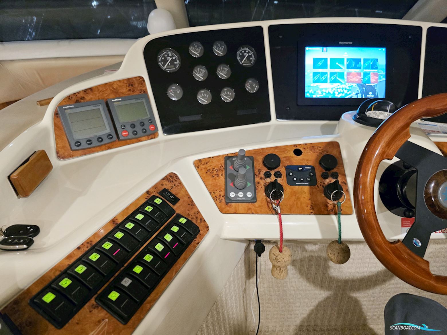 Sealine T47