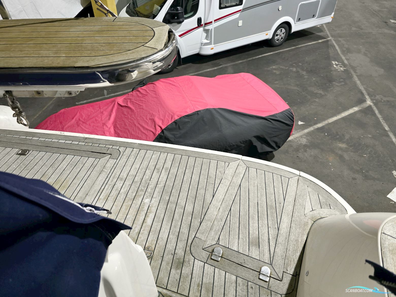 Sealine T47