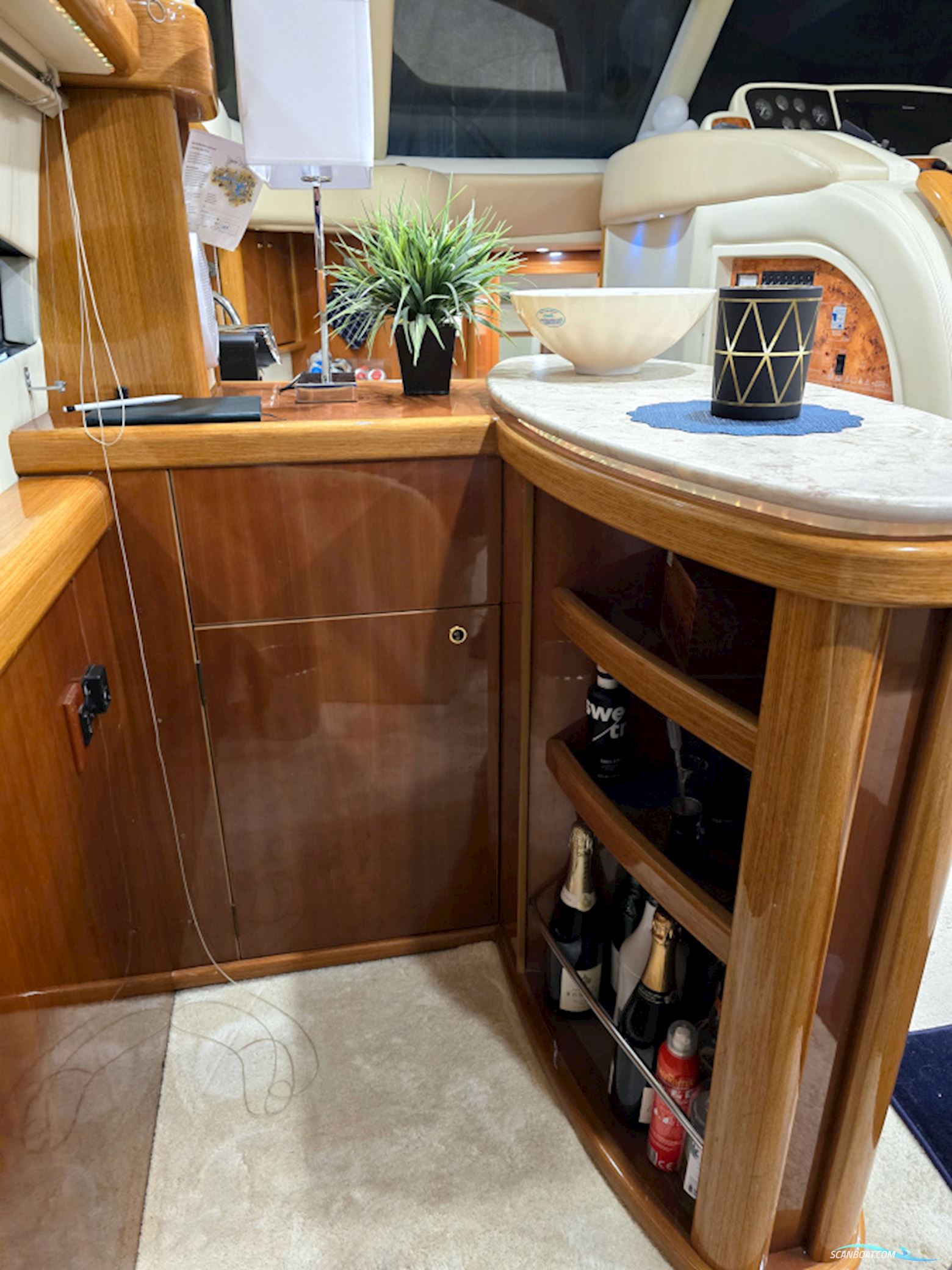 Sealine T47