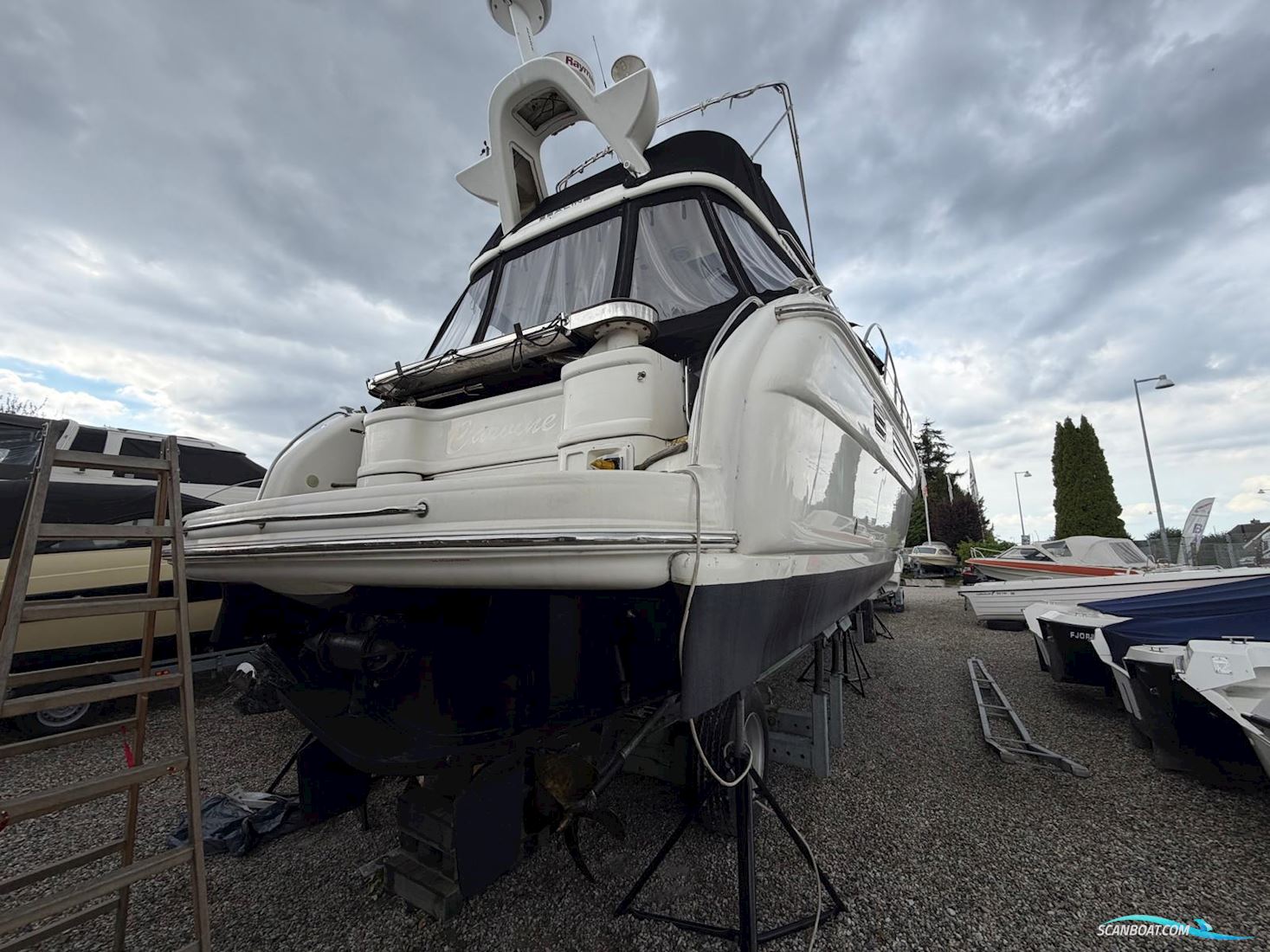 Sealine T51 Flybridge