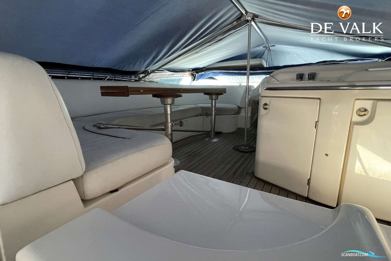 Sealine T51 Motor Yacht