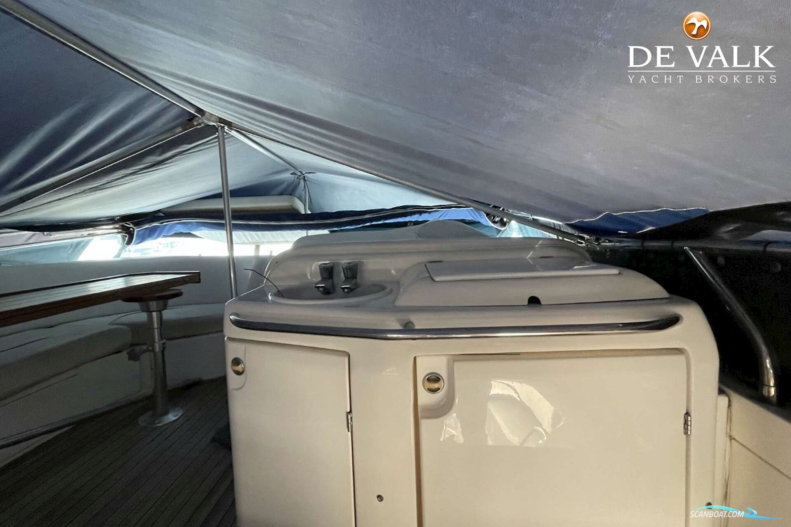 Sealine T51 Motor Yacht