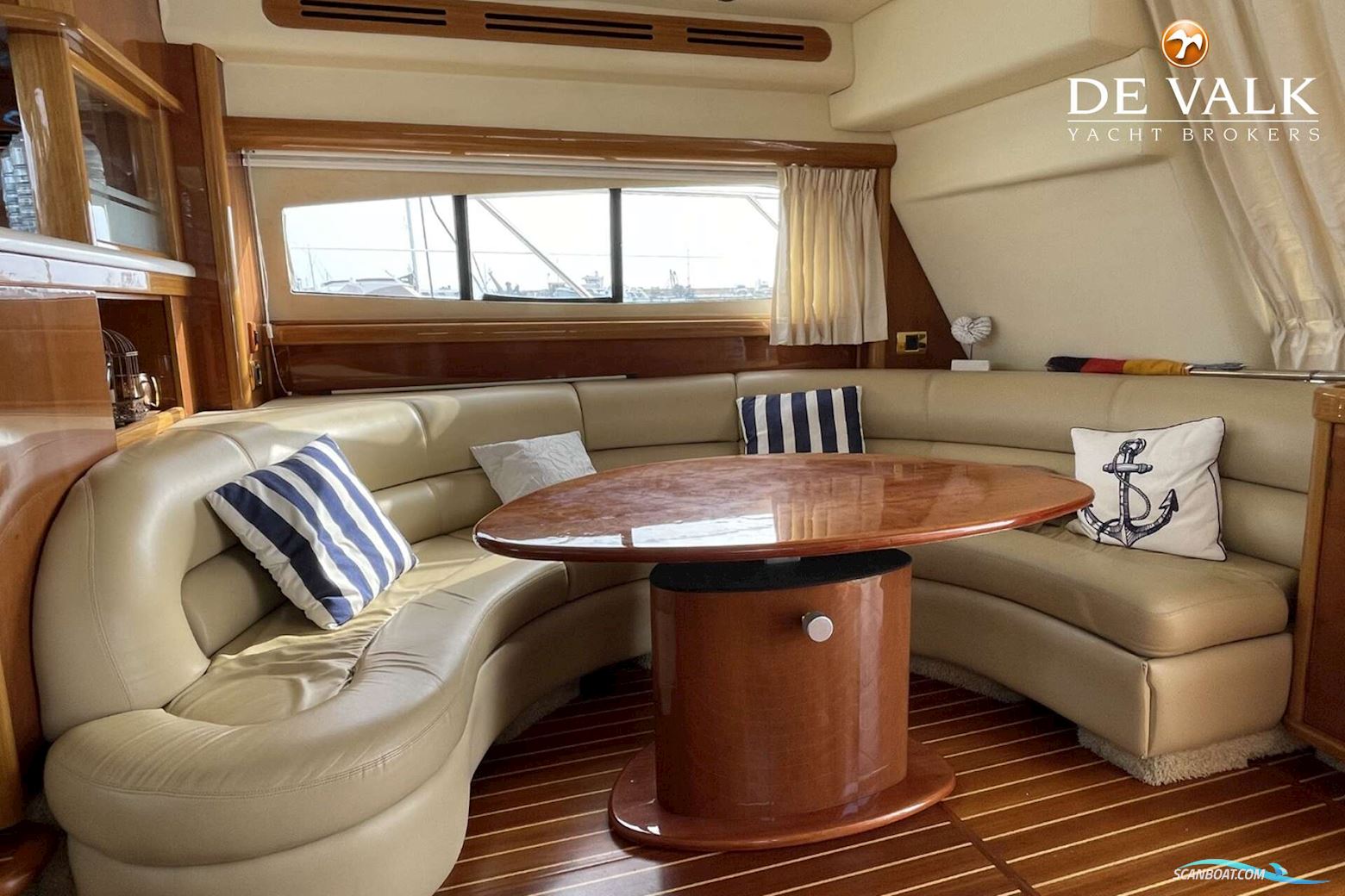 Sealine T51 Motor Yacht