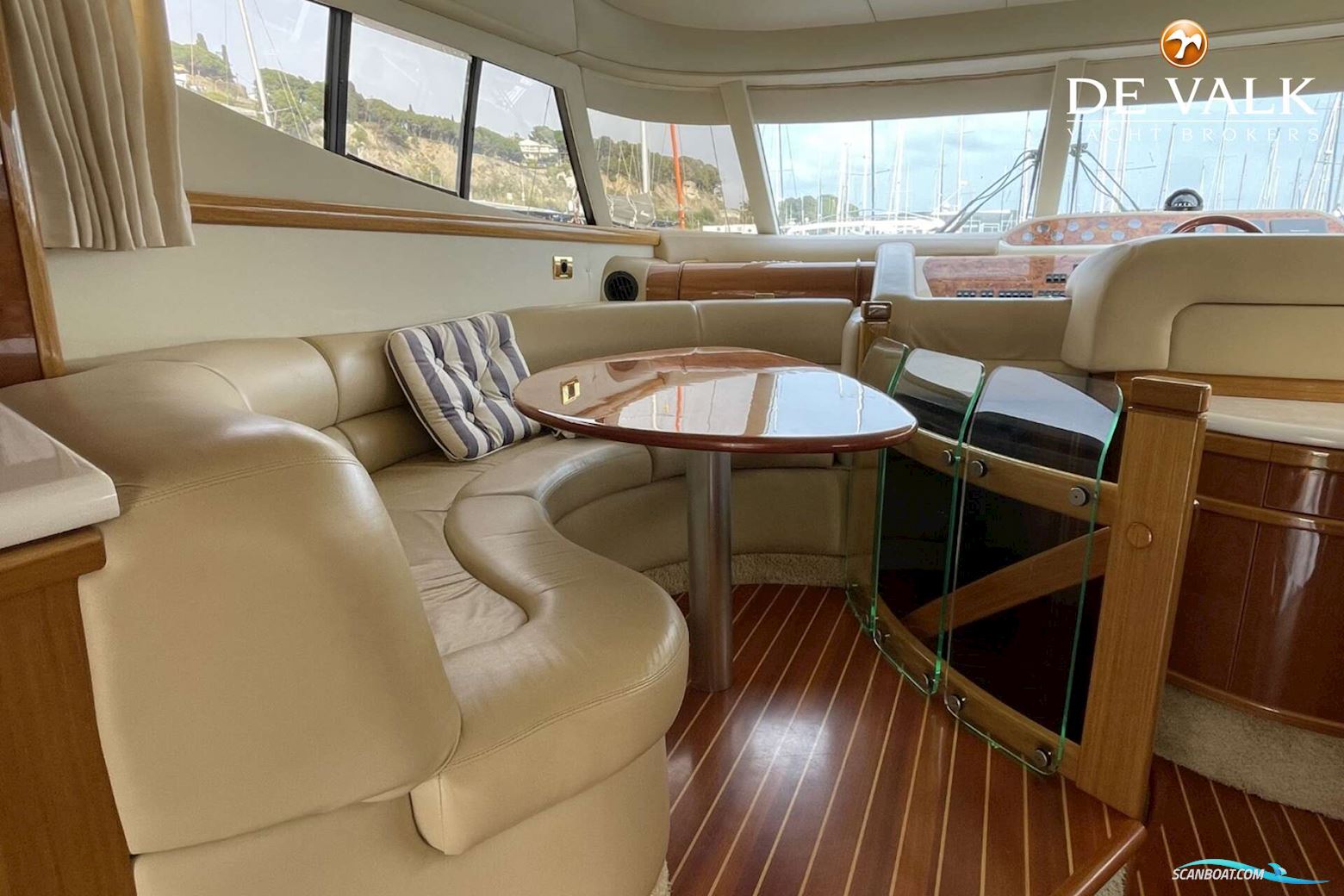 Sealine T51 Motor Yacht