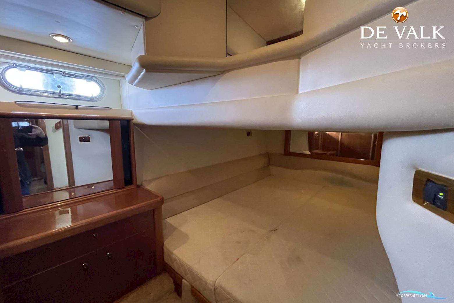 Sealine T51 Motor Yacht