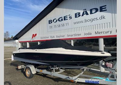 Searay 175 Sport Bowrider Med 135 hk Mercruiser 3,0L 4 Takt i/b og 1350 kg Variant Bådtrailer Motorboten 2007, met Mercruiser motor, Denemarken