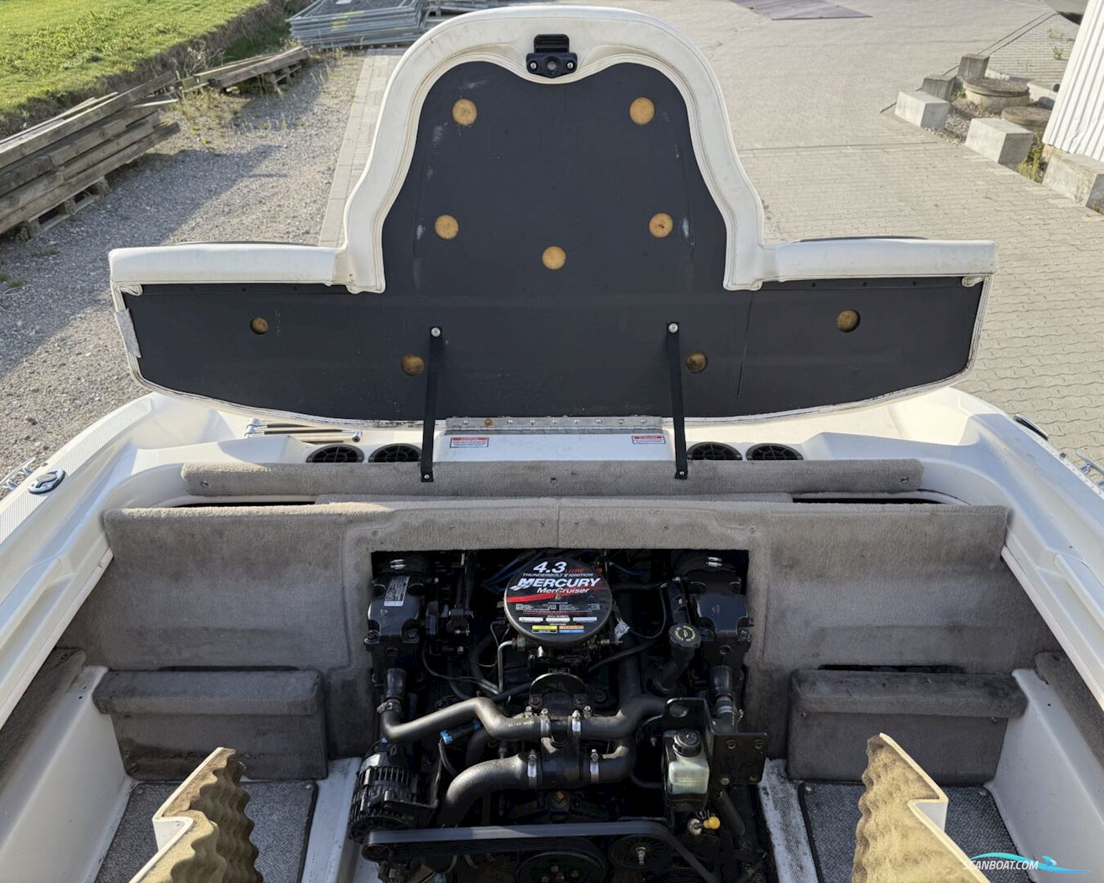 SeaRay 185