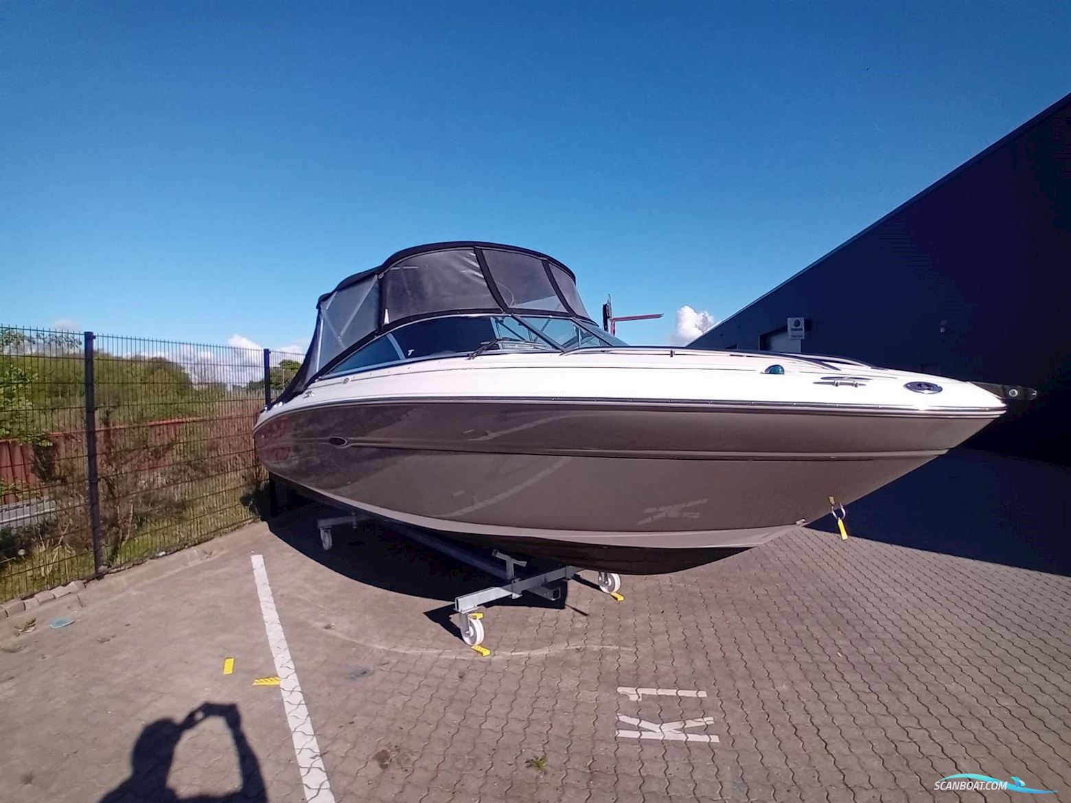 Searay 220 Sunsport m/ Mercruiser 4.3 Motorboten 2006, met Mercruiser 4.3 motor, Denemarken