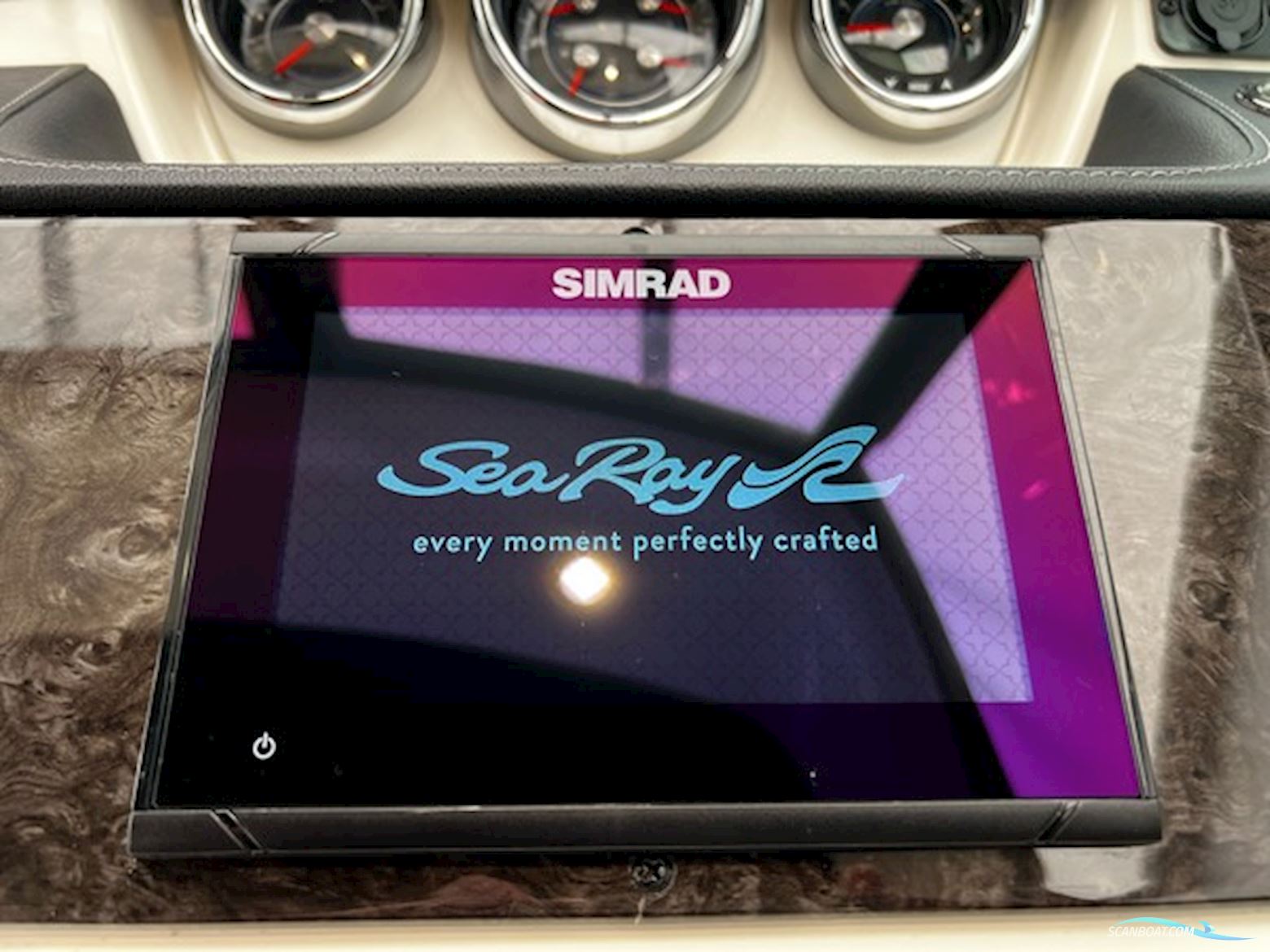 Searay 265 Sundancer, MerCruiser 6,2MPI 350HK...SOLGT