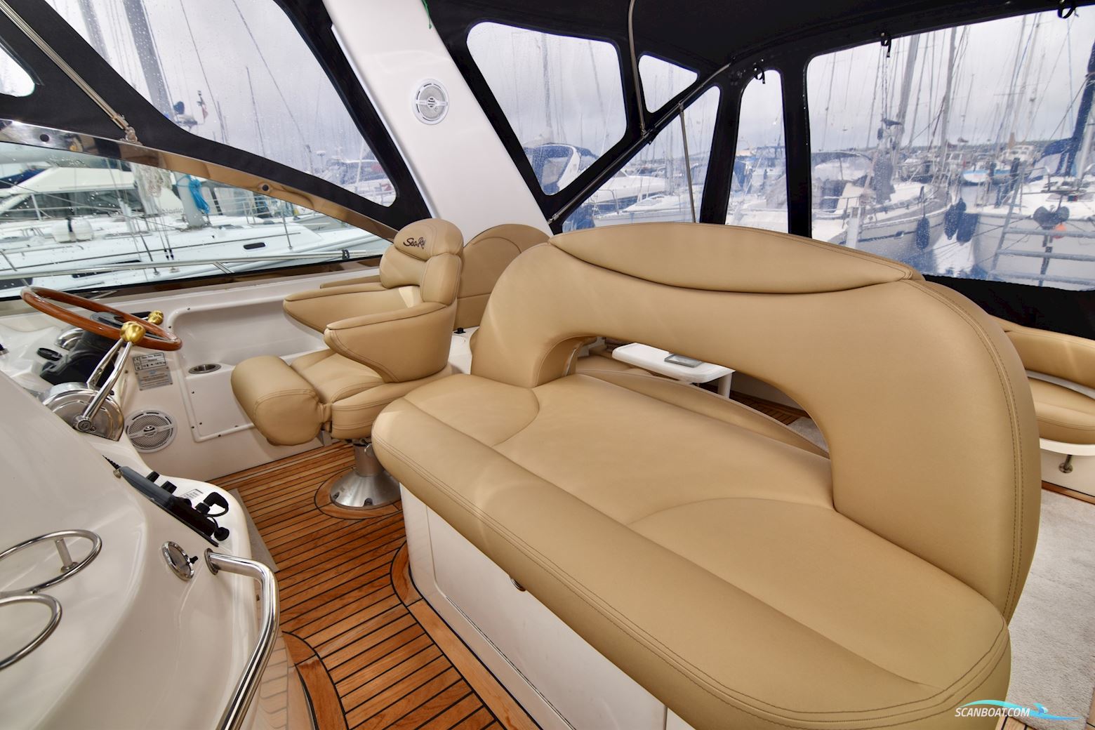 SeaRay 410 Sundancer