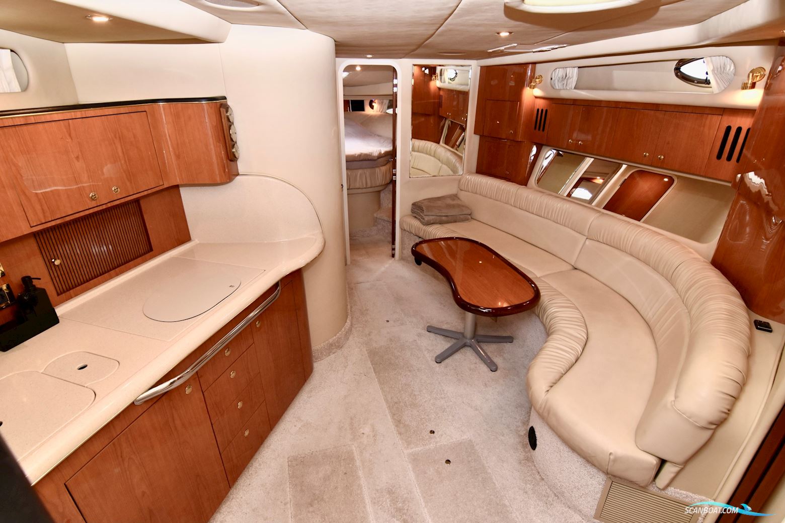 SeaRay 410 Sundancer