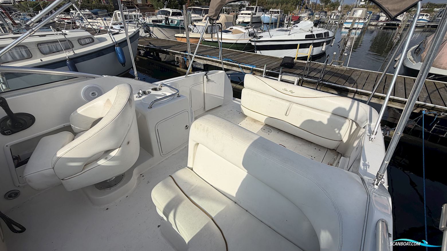 Searay Sundancer 260