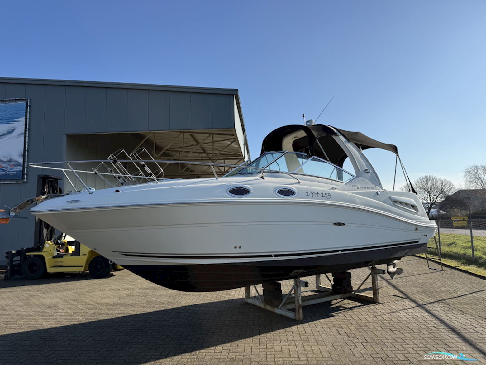 Searay Sundancer 275
