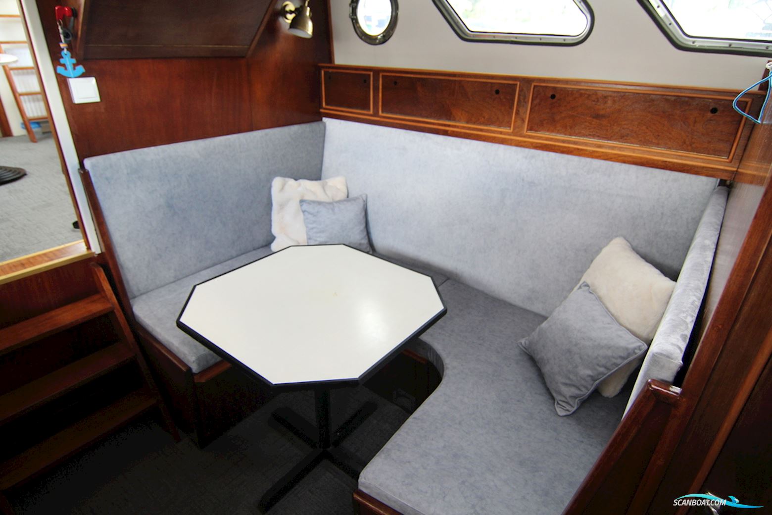Seekruiser 1210AK