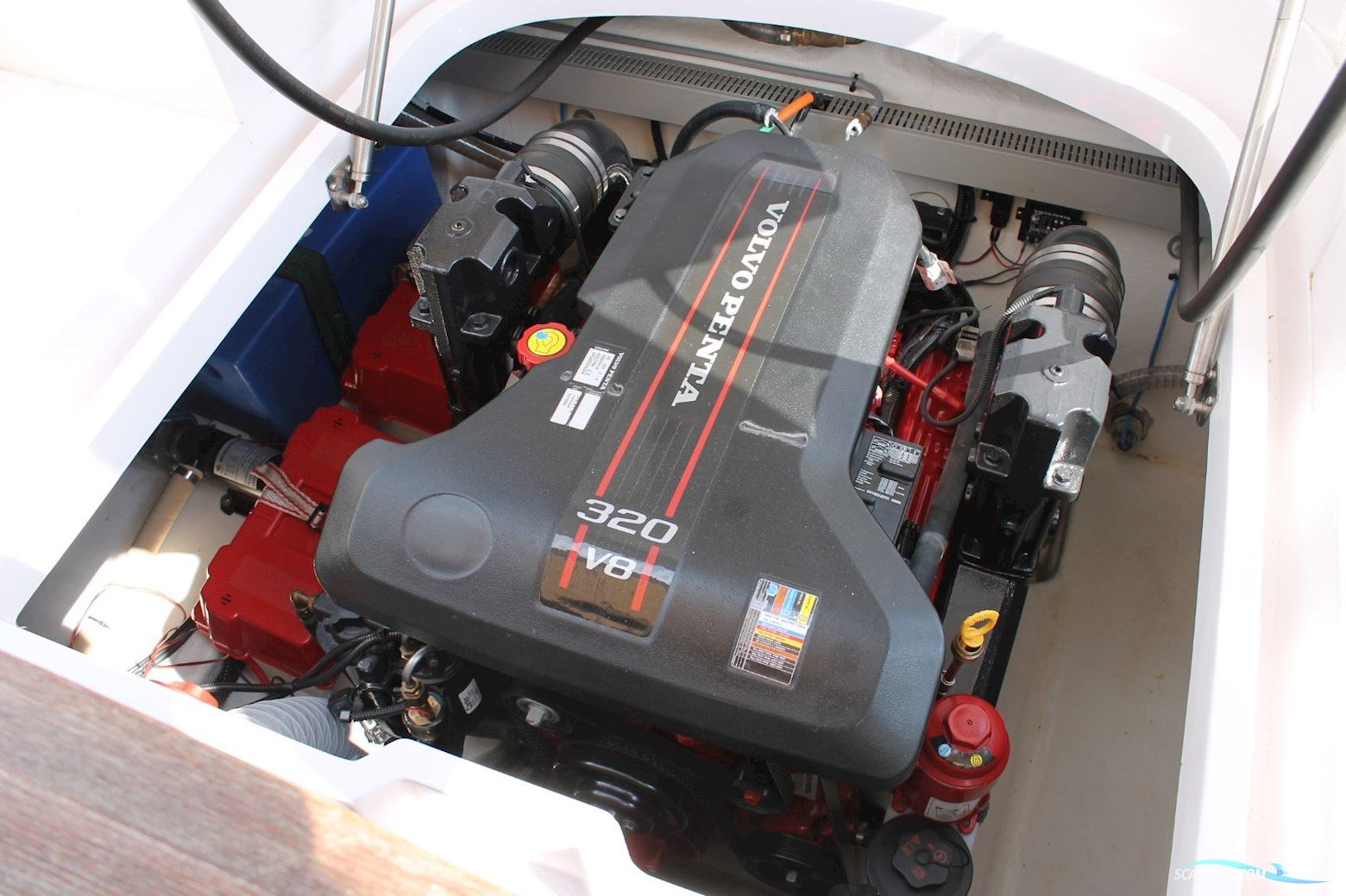 Sessa 27 KEY LARGO - VOLVO PENTA V8