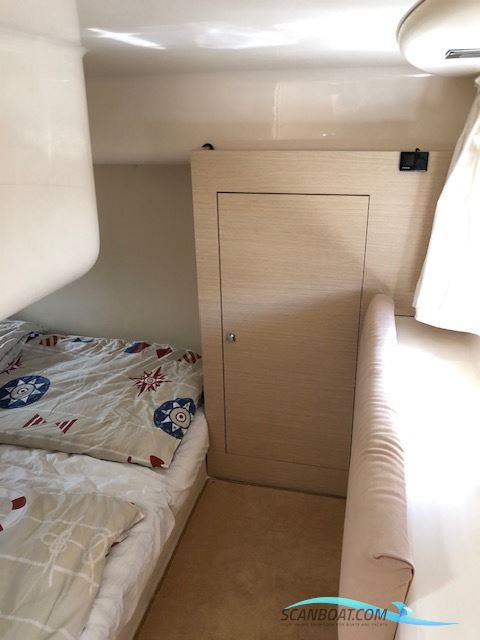 Sessa C30 Oyster