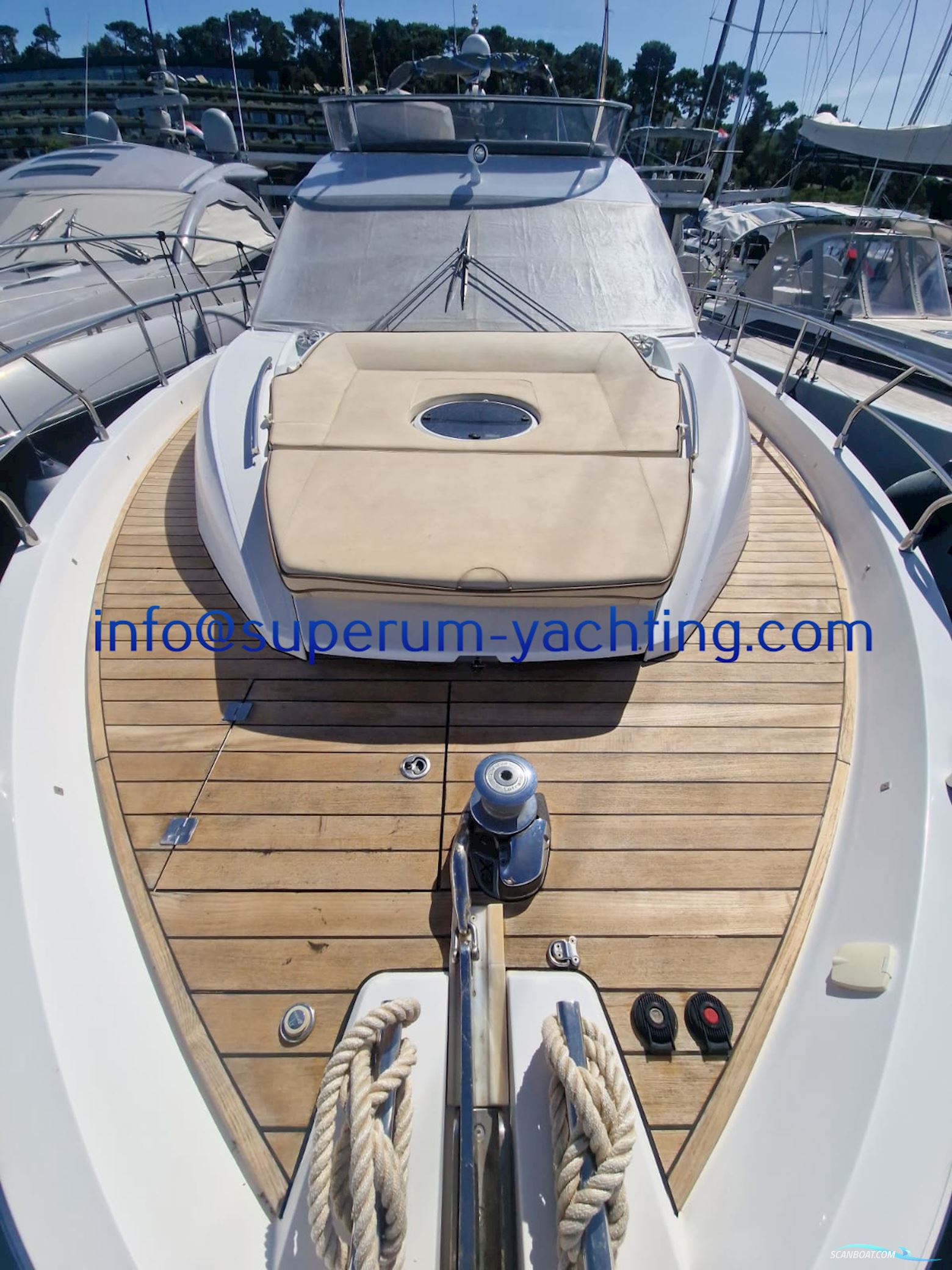 Sessa Marine F54 Fly