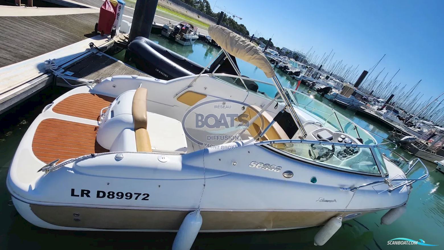 Sessa Marine ISLAMORADA 23