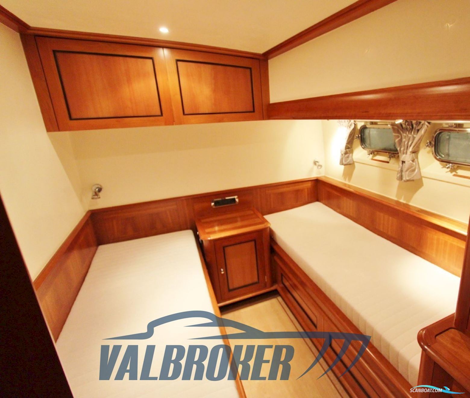 Ship Art BV Classic Cruiser '68