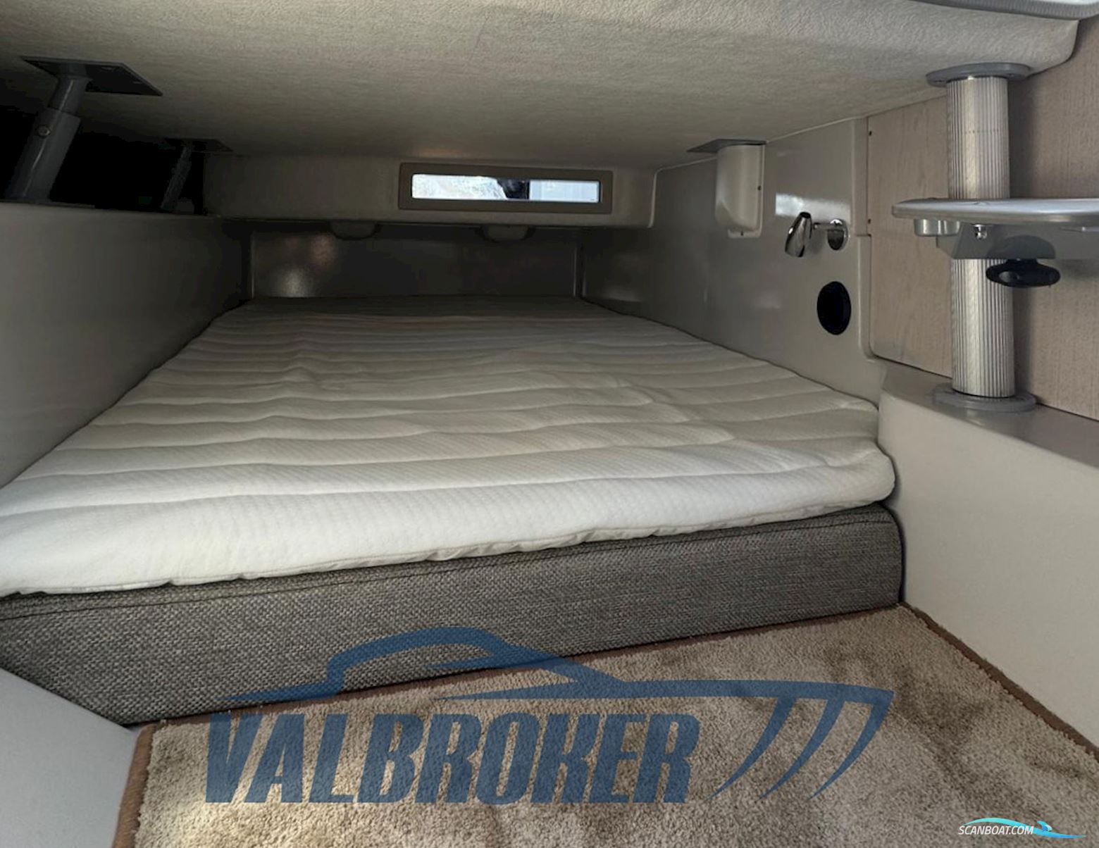 Silver Raptor Premium