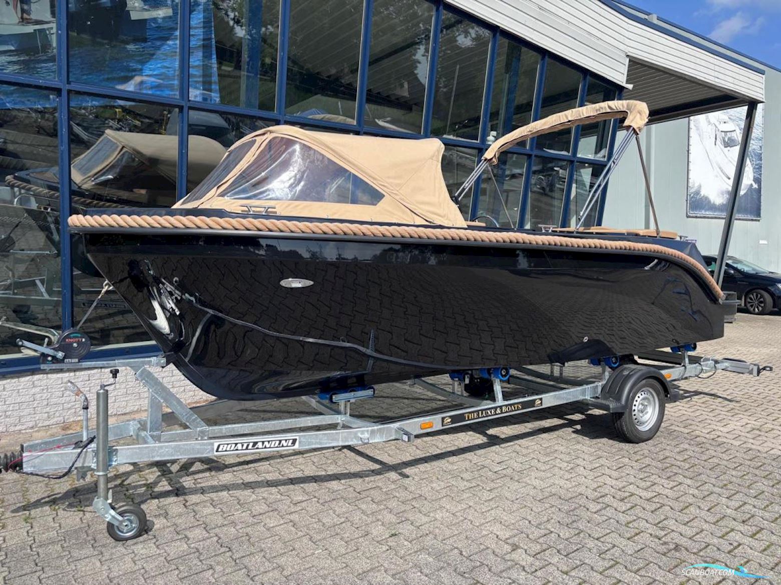 Silver-Yacht 655 Tender