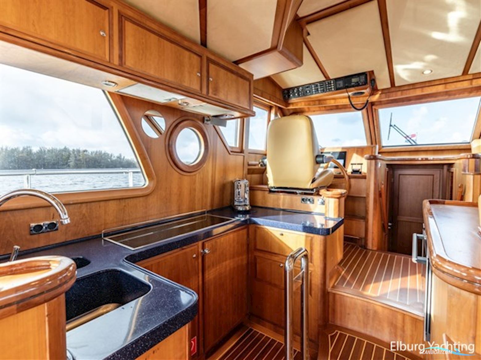 Silverline Trawler 1500