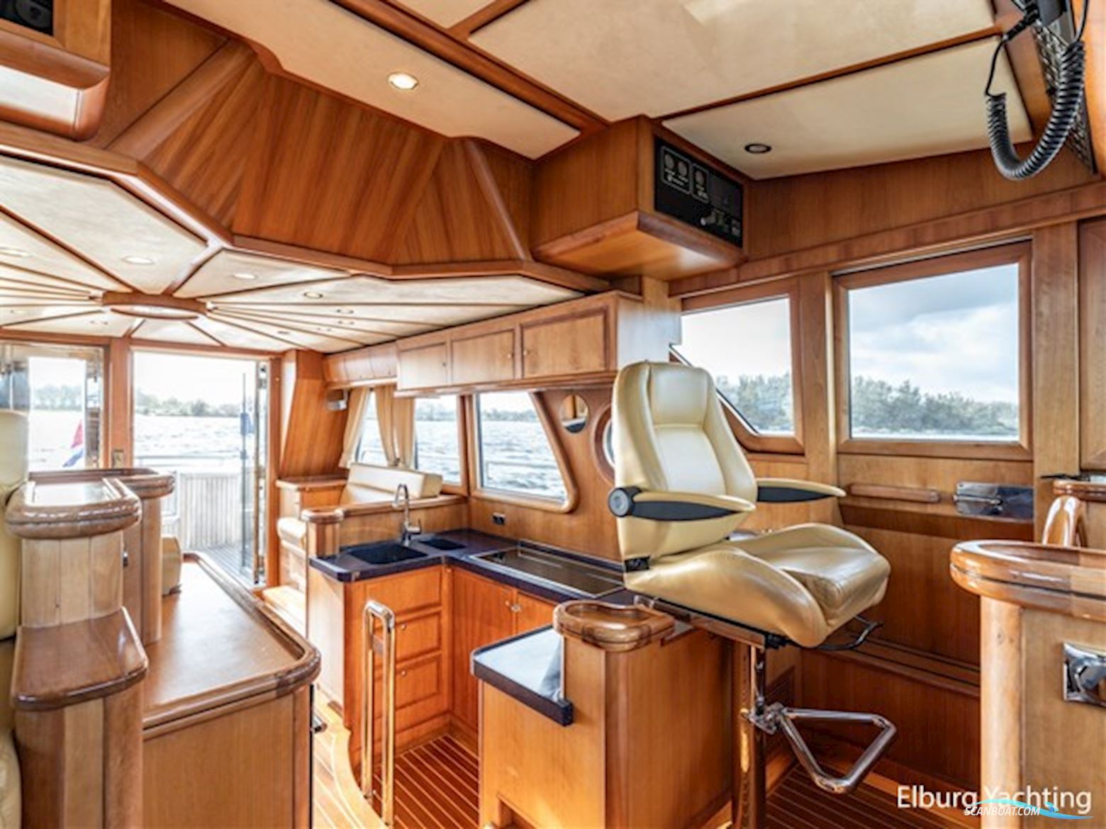 Silverline Trawler 1500