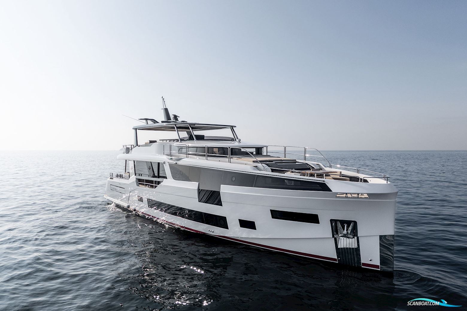 Sirena 88 Motorboten 2025, met 2 x Man V12
 motor, Denemarken