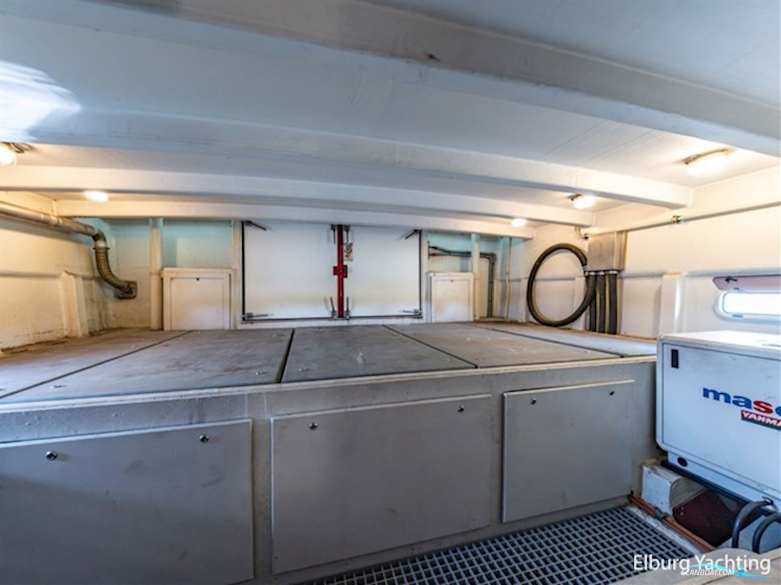 Skilla 2000 Triple Waterjet