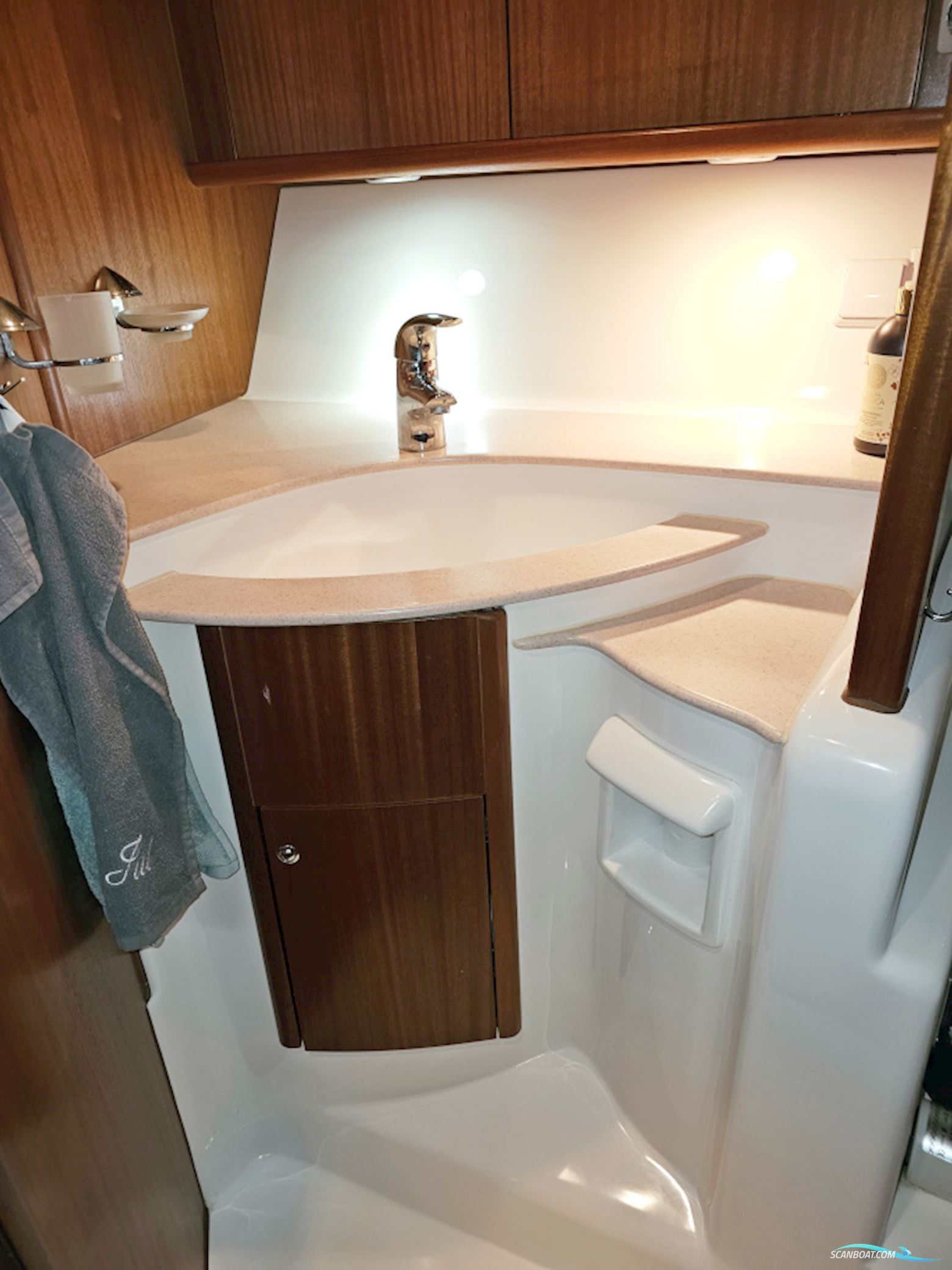 Skorgenes 335 Sonic Volvo Penta D6-370