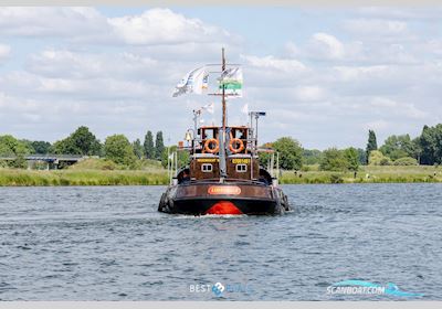 Sleepboot Limburgia Motorboten 1942, met Brons 8ED motor, The Netherlands