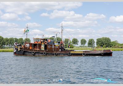 Sleepboot Limburgia Motorboten 1942, met Brons 8ED motor, The Netherlands