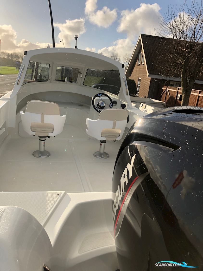 Smartliner Cuddy 19 Mercury F80 Elpt Efi