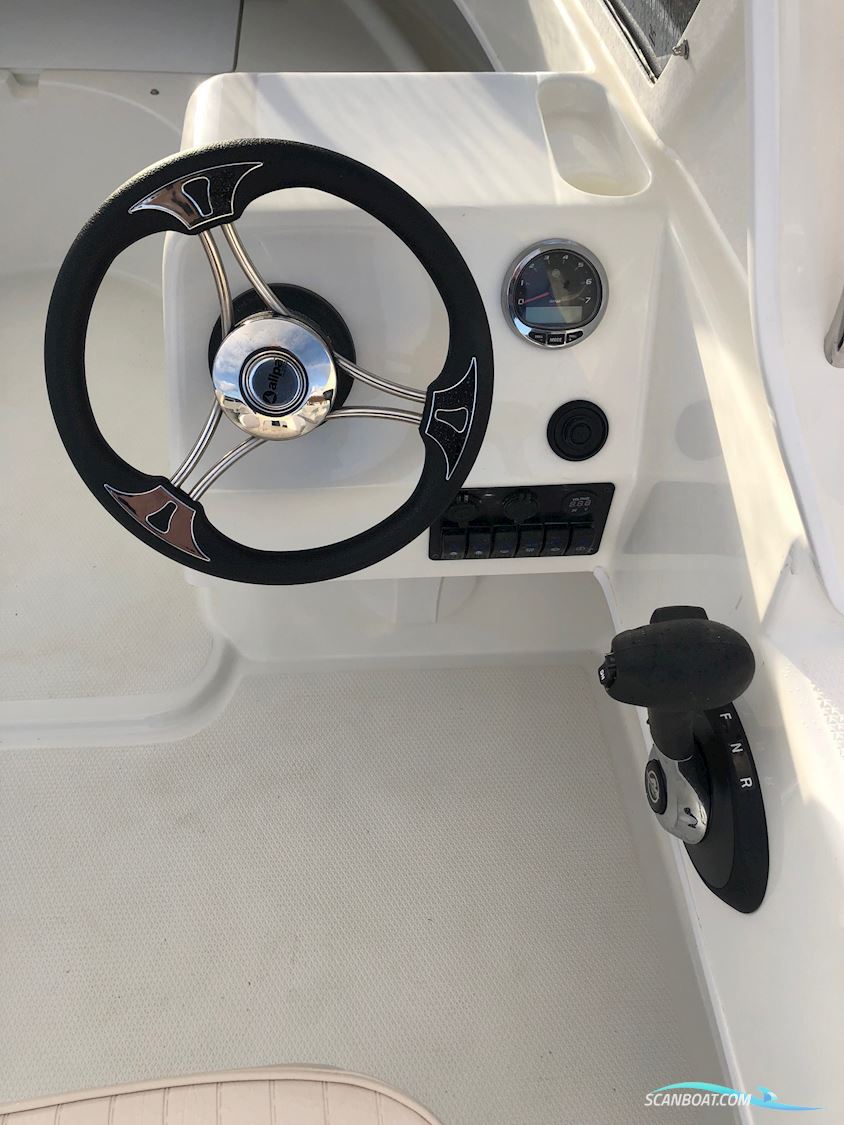 Smartliner Cuddy 19 Mercury F80 Elpt Efi