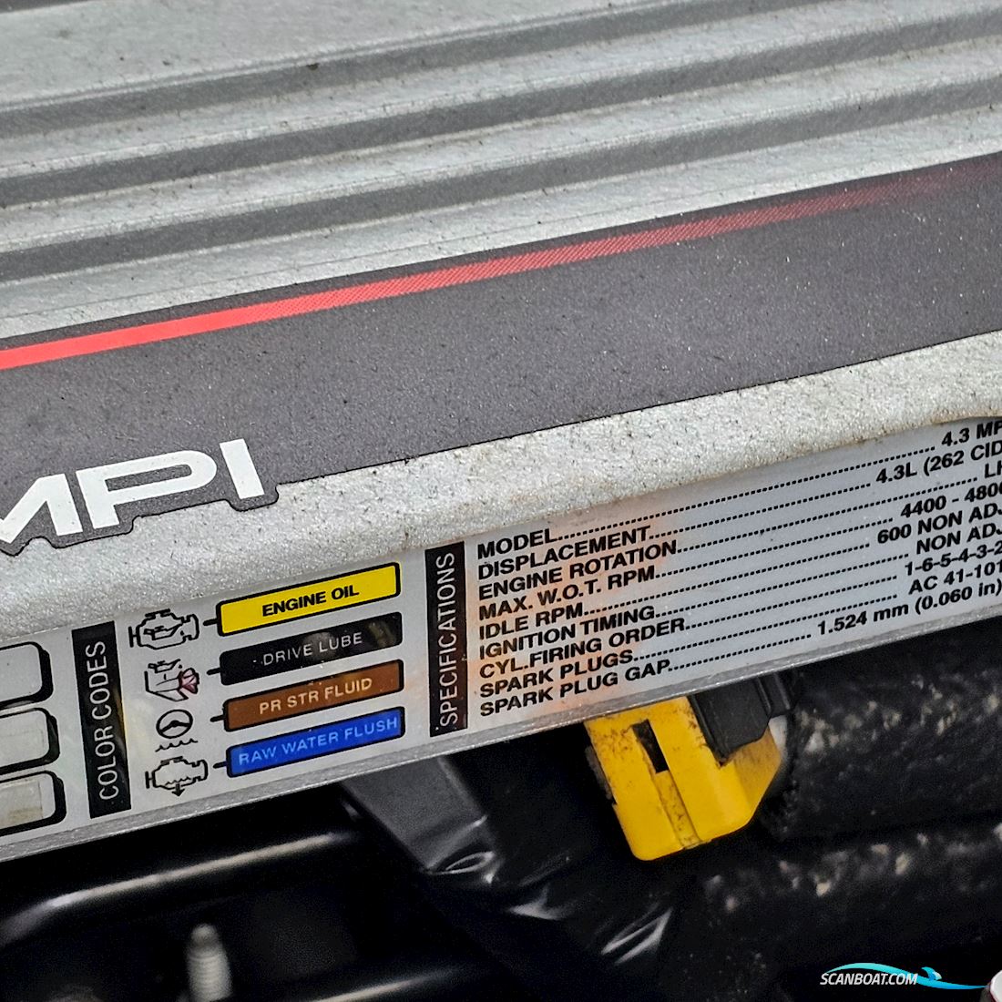 SOLGT - Coronet De Luxe 24 Cabin, Special Kun nu i April Nyere Mercury Motor