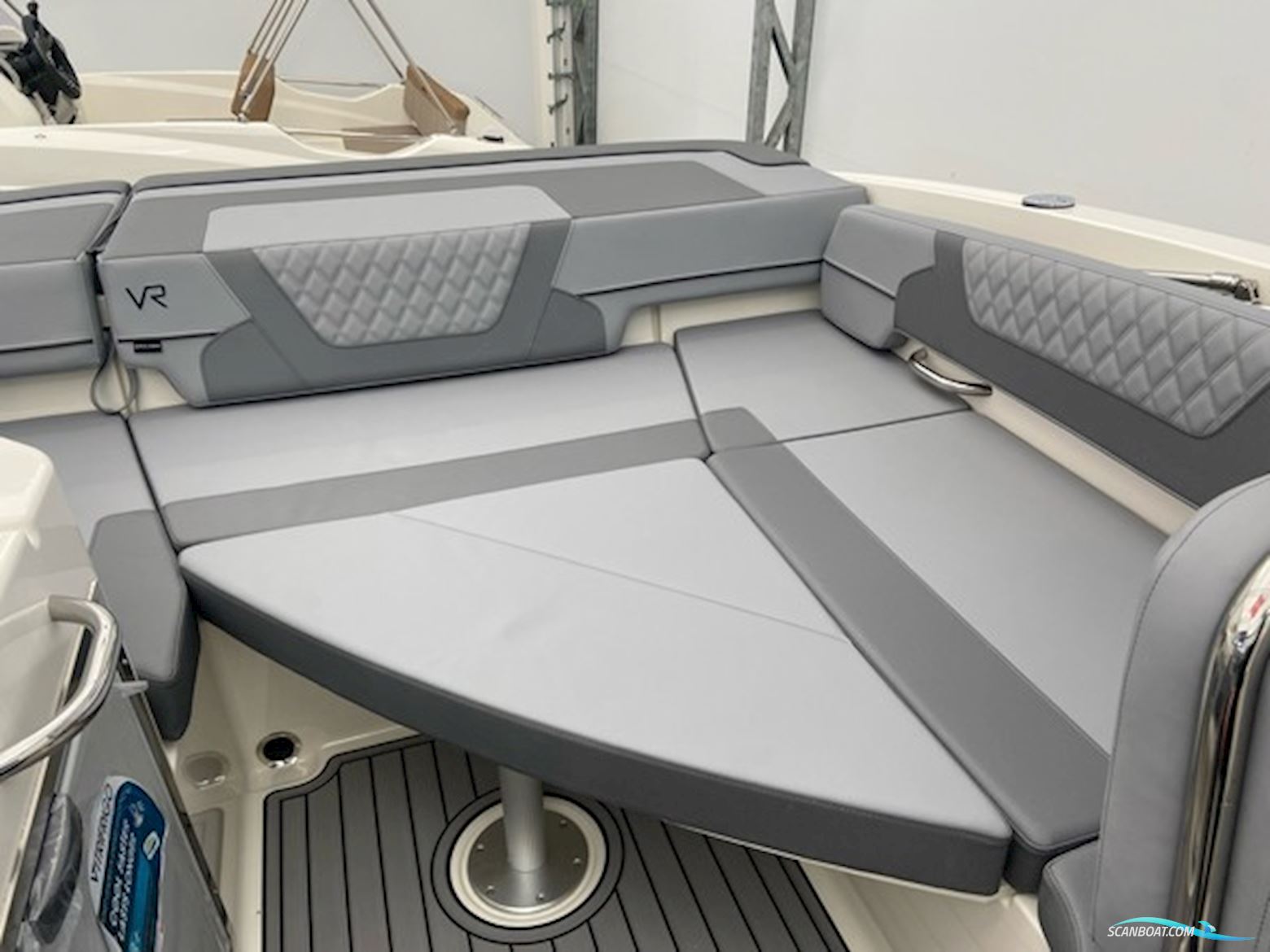 ...Solgt...Bayliner VR6 Cuddy, Mercury 250 HK V8