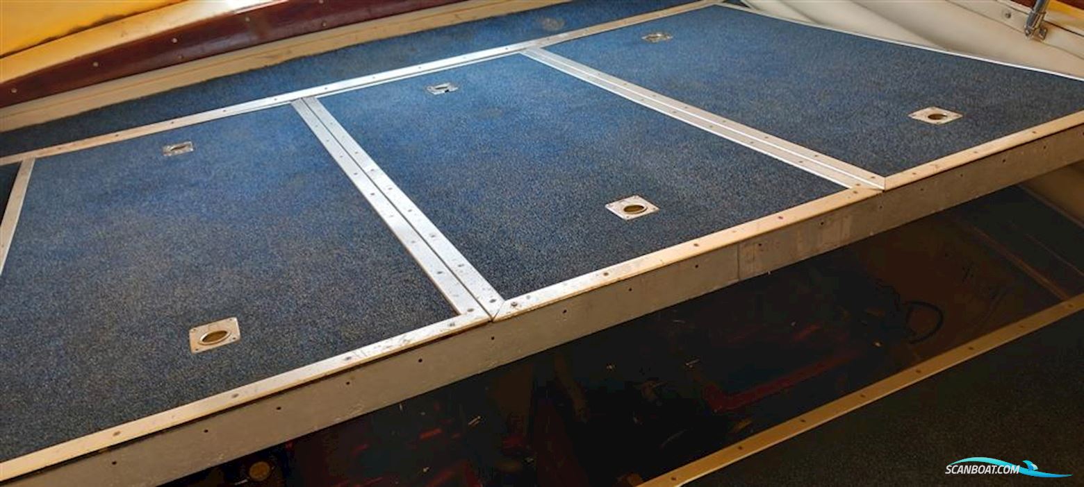 Souter & Sons, Cowes, Isle of Wight Cowes-Torquay-Cowes race boat