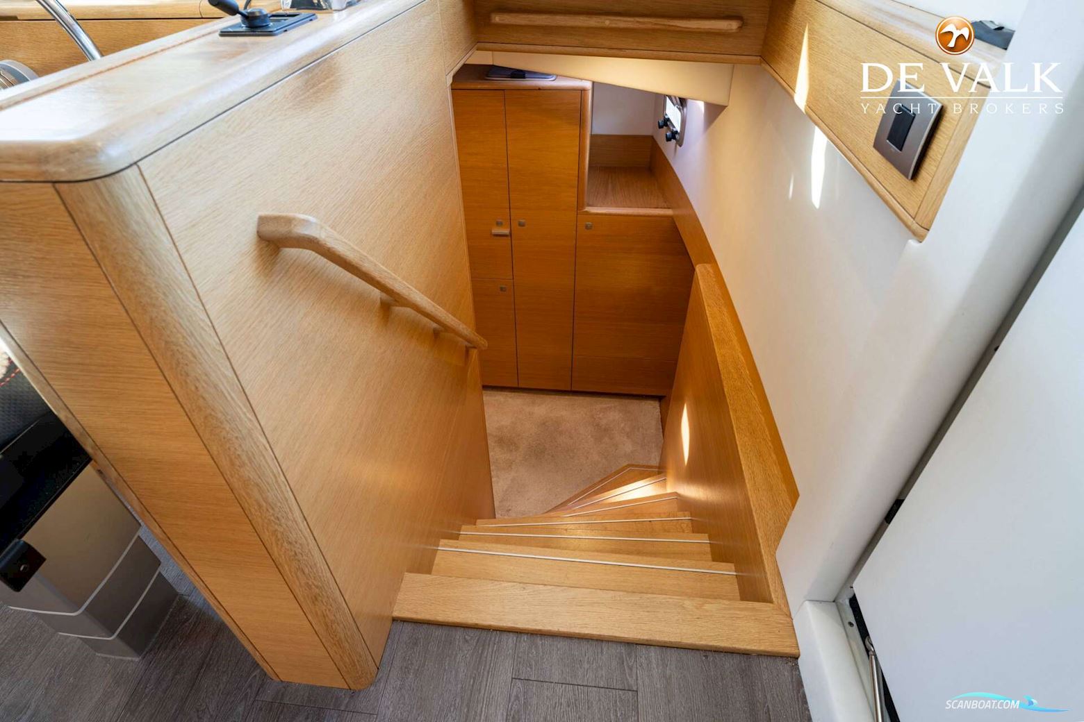 Steeler Explorer 50 Pilothouse